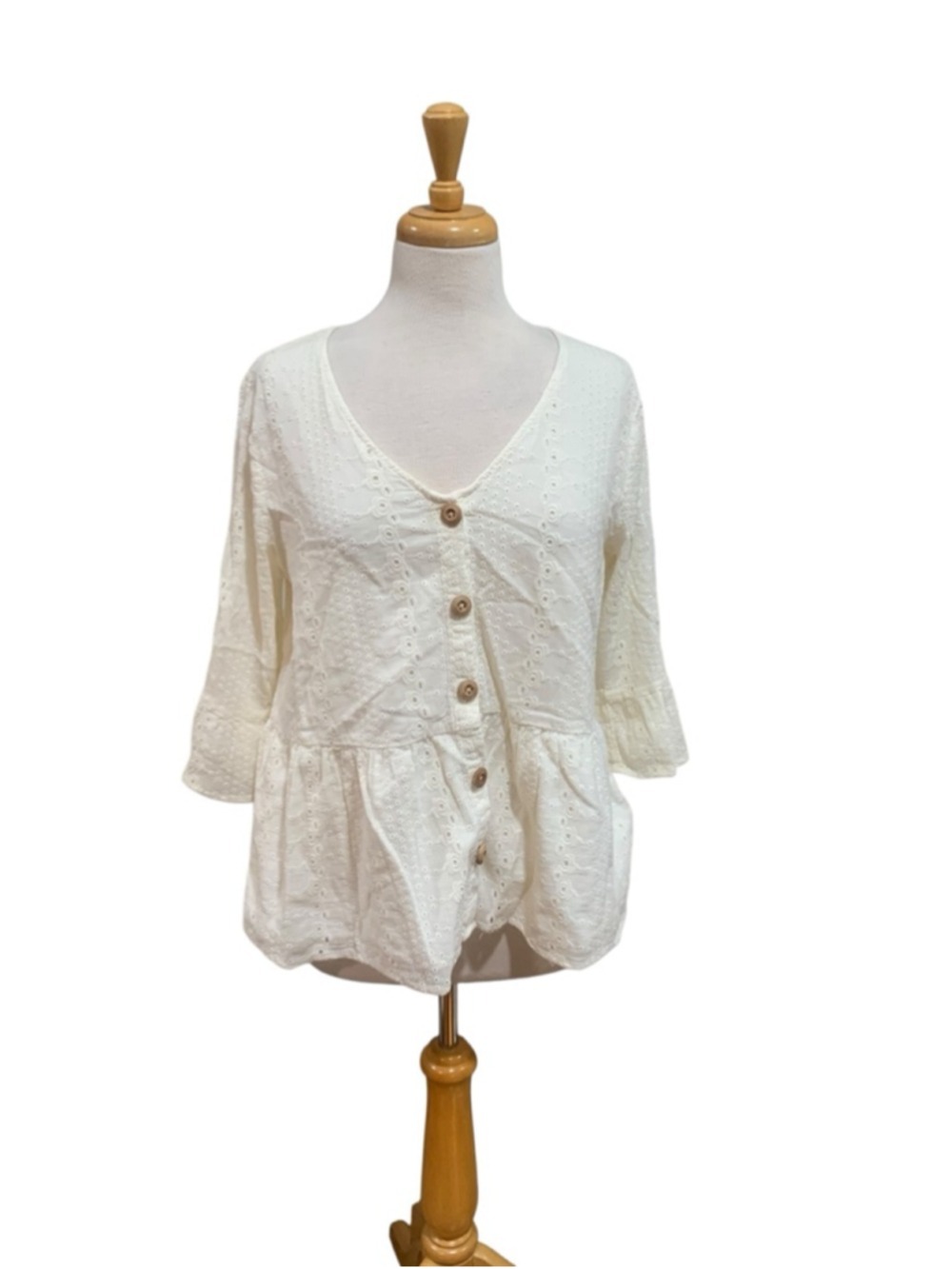 Soft white 100% cotton Matilda Jane ruffle elbow sleeve button up boho top